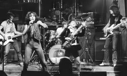 acdc6.jpg